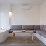 L'olive Homes 3*